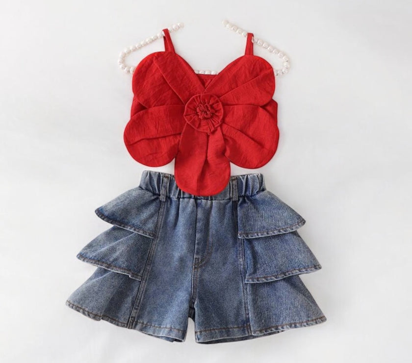 Flower Top with frouns jeans                          هذا المنتج تسليم بعد 10-3-2025