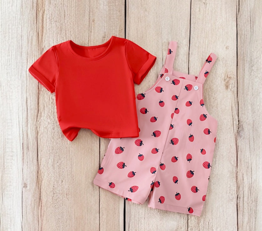 Cotton jabrdin Jumpsuit With Cotton Red Tshirt                         سيتم تنفيذ المنتج بالكمية المحجوزه بالدفع المسبق فقط هذا المنتج تسليم بعد 30-2-2025