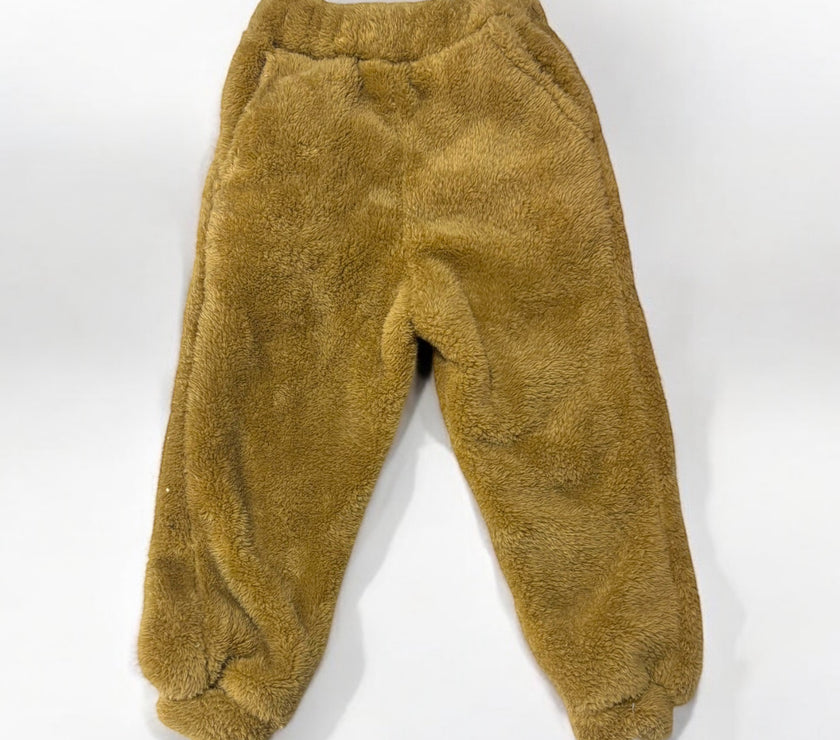 Outlet fur pants